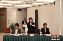 北京高中生与机器人同台“辩论” 赋能语言教育模式革新